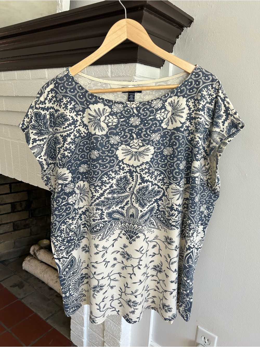 Chaps Blue and Cream Floral Paisley Short Sleeve Shirt Tee Size 1 X